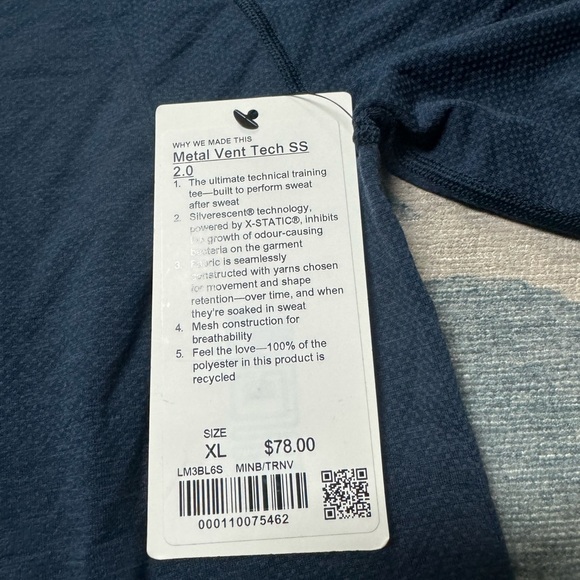 NWT Lululemon metal vent tech t shirt - Picture 2 of 6